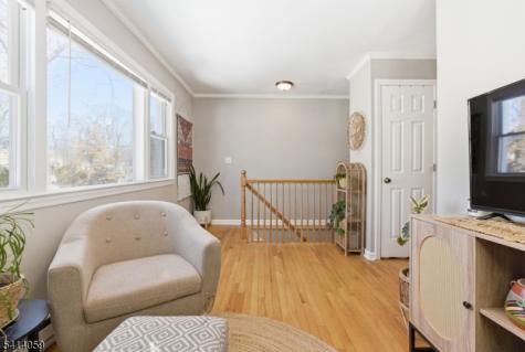 25 Bucknell Way Hopatcong NJ 07843