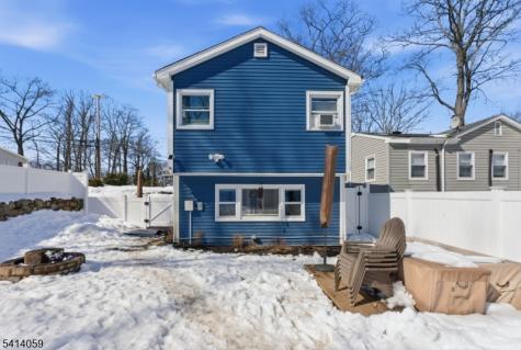 25 Bucknell Way Hopatcong NJ 07843