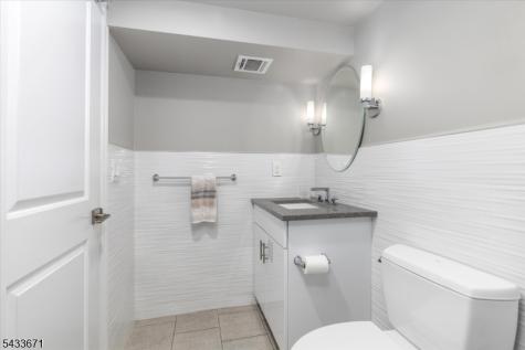 128 Edgewood Avenue Clifton NJ 07012