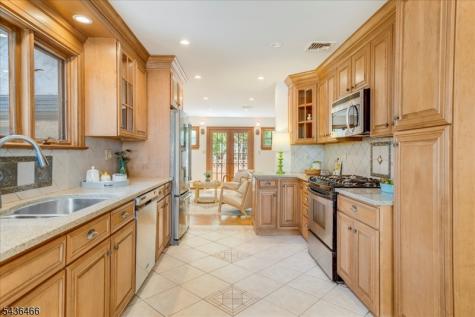 30 Glenwood Drive Millburn NJ 07078
