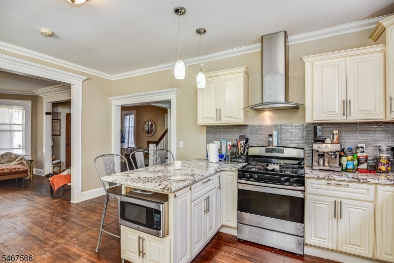 84 86GROVE Street Elizabeth NJ 07202