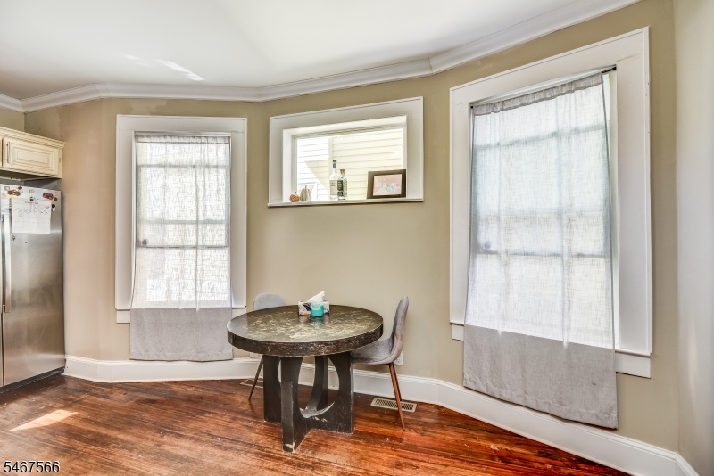 84 86GROVE Street Elizabeth NJ 07202