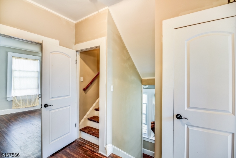 84 86GROVE Street Elizabeth NJ 07202