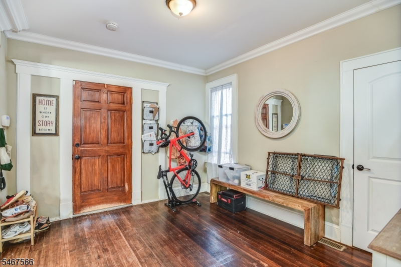 84 86GROVE Street Elizabeth NJ 07202