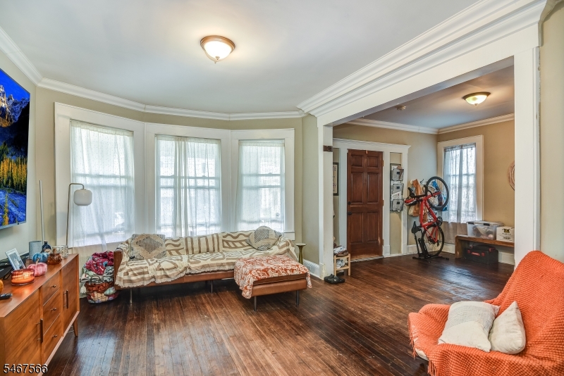 84 86GROVE Street Elizabeth NJ 07202