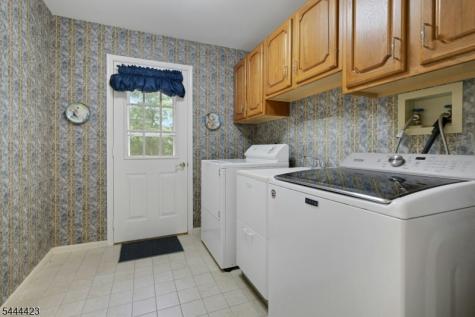 64 Nicole Drive Denville NJ 07834