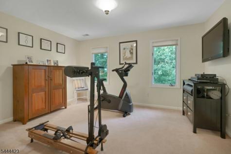 64 Nicole Drive Denville NJ 07834