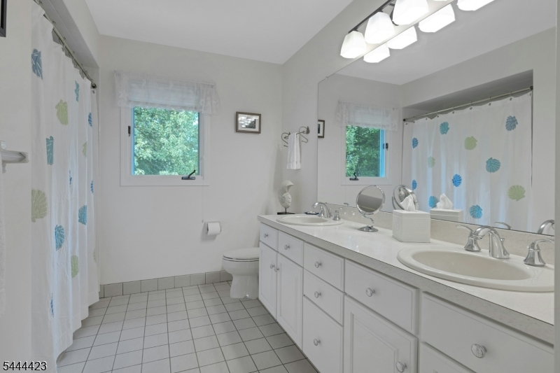 64 Nicole Drive Denville NJ 07834