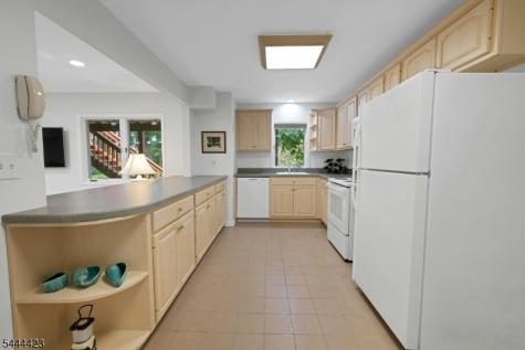 64 Nicole Drive Denville NJ 07834