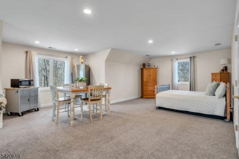 15 Loller Drive Bridgewater NJ 08836