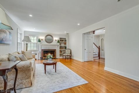 364 Dogwood Way Mountainside NJ 07092