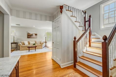 364 Dogwood Way Mountainside NJ 07092