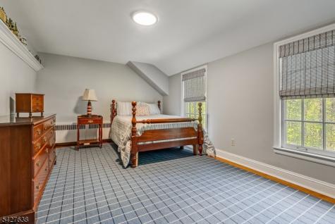 364 Dogwood Way Mountainside NJ 07092