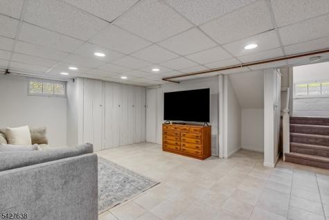 364 Dogwood Way Mountainside NJ 07092