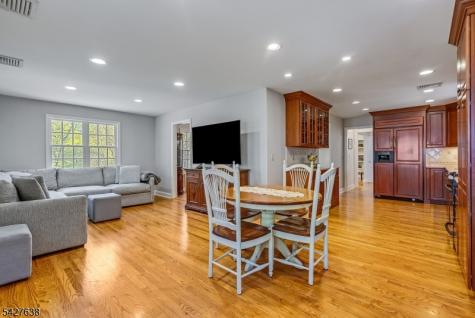 364 Dogwood Way Mountainside NJ 07092