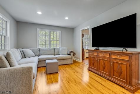 364 Dogwood Way Mountainside NJ 07092