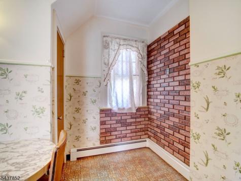 213 Kipp Avenue Elmwood Park NJ 07407