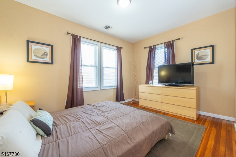 52 Redman Place Totowa NJ 07512