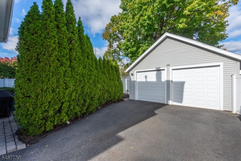 52 Redman Place Totowa NJ 07512