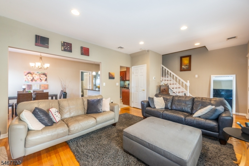 52 Redman Place Totowa NJ 07512