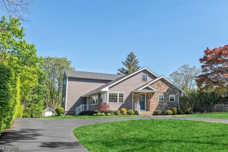 11 Cedar Street Bernards NJ 07920