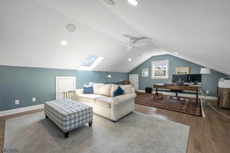11 Cedar Street Bernards NJ 07920