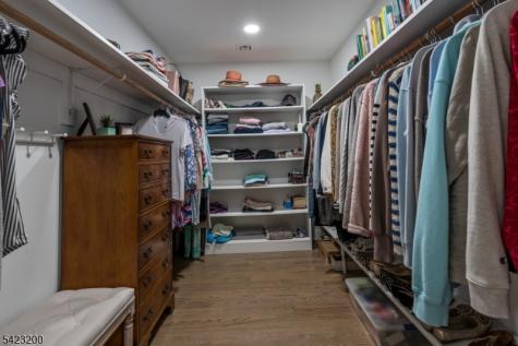 11 Cedar Street Bernards NJ 07920