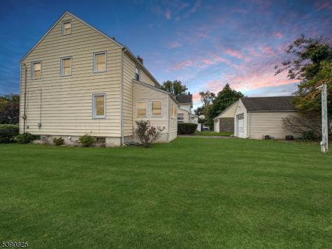 842 Travers Street Union NJ 07083