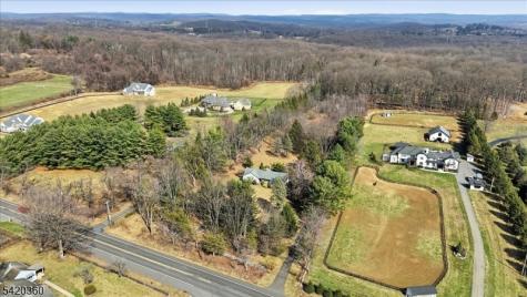 242 Old Turnpike Road Tewksbury NJ 07830