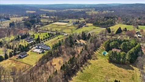242 Old Turnpike Road Tewksbury NJ 07830
