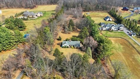 242 Old Turnpike Road Tewksbury NJ 07830