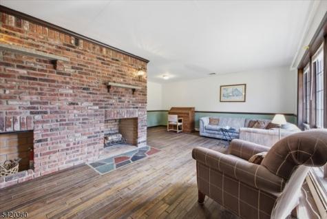 242 Old Turnpike Road Tewksbury NJ 07830