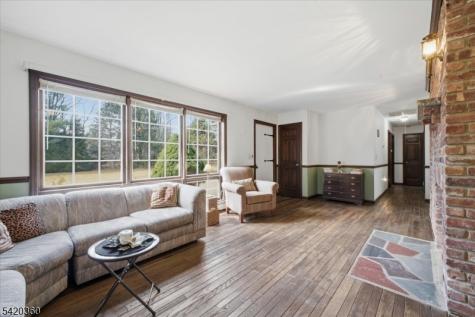 242 Old Turnpike Road Tewksbury NJ 07830