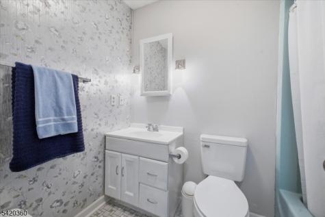 242 Old Turnpike Road Tewksbury NJ 07830