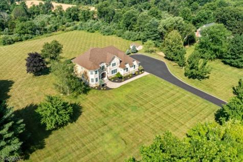 9 Van Fleet Road Readington NJ 08853