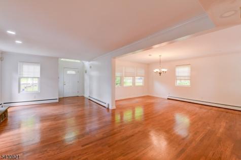 10 Toye Street Randolph NJ 07869