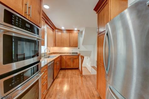 10 Toye Street Randolph NJ 07869