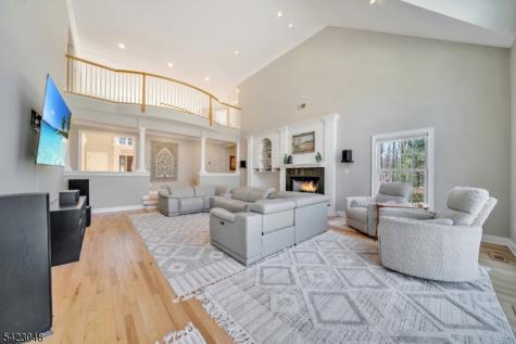 42 Calais Road Mendham NJ 07945