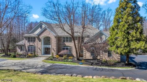 42 Calais Road Mendham NJ 07945