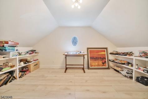 42 Calais Road Mendham NJ 07945