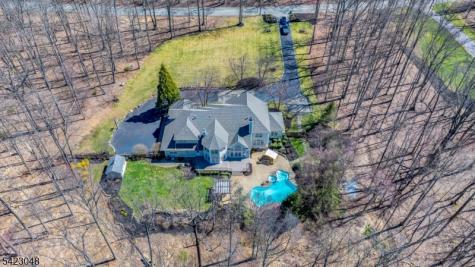 42 Calais Road Mendham NJ 07945