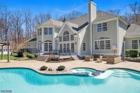 42 Calais Road Mendham NJ 07945