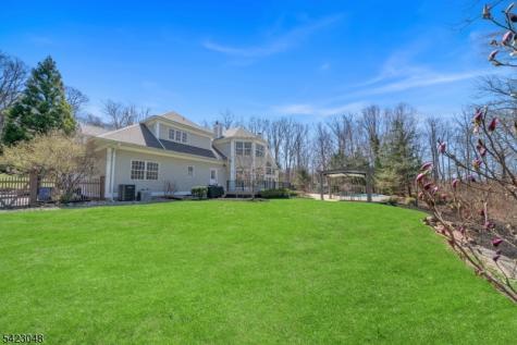 42 Calais Road Mendham NJ 07945