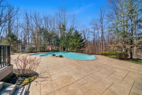 42 Calais Road Mendham NJ 07945