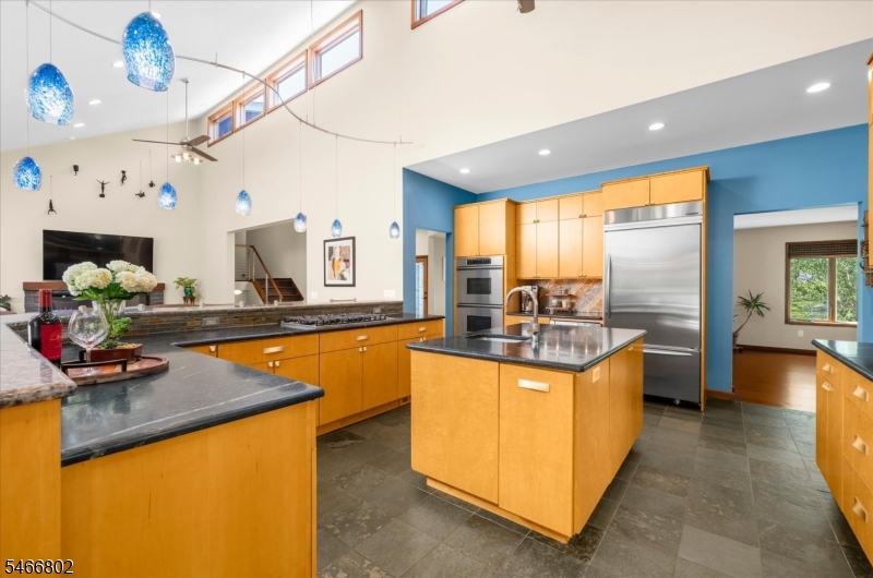 11 White Bridge Road Franklin NJ 08867