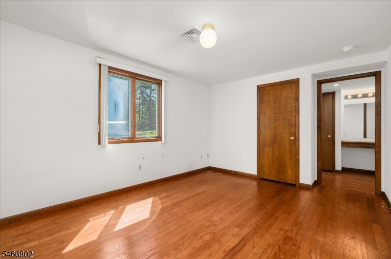 11 White Bridge Road Franklin NJ 08867