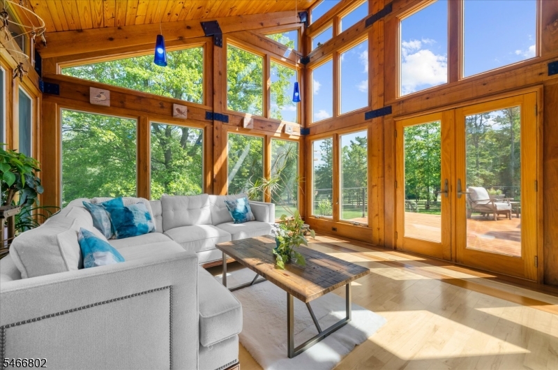 11 White Bridge Road Franklin NJ 08867