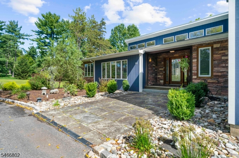 11 White Bridge Road Franklin NJ 08867