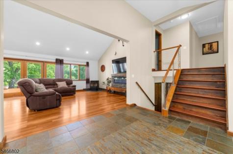 11 White Bridge Road Franklin NJ 08867