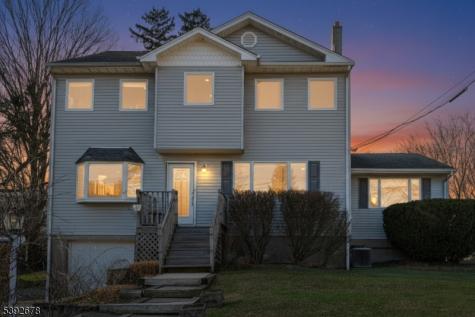 8 Tyler Place West Milford NJ 07421